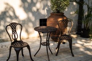 Art. History. Experience. – Descoperă Camera Secretă de Poker privat în București